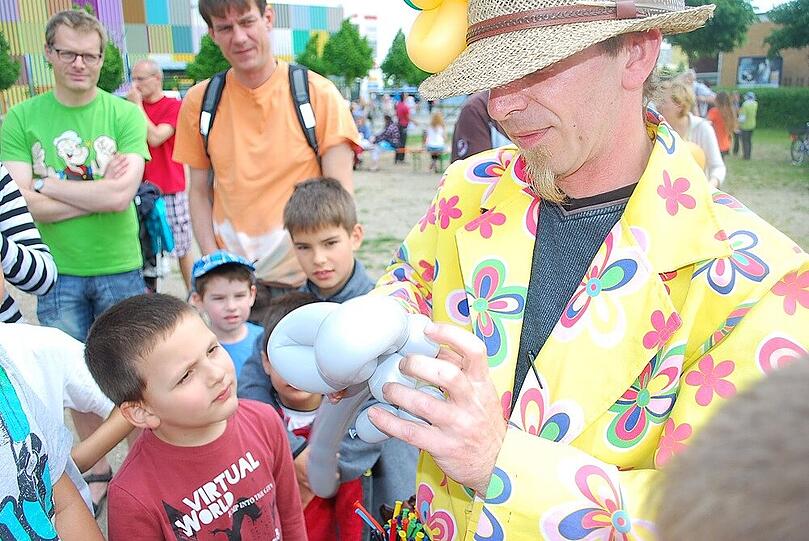 Der Luftballonkünstler Ralf Bogner.