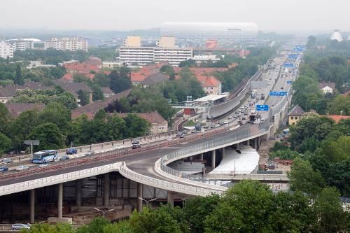 Ab 24. Mai ist die östliche Hälfte des Tatzelwurms befahrbar, dann beginnen die Bauarbeiten am westlichen Teil.