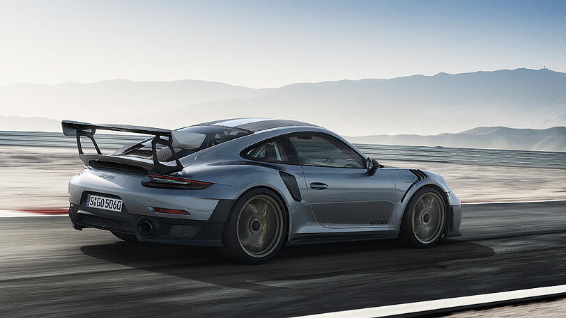 Schneller Donnervogel: Der Topspeed des GT2 RS liegt bei 340 km/h.