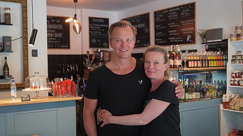 Melanie Ell und ihr Bruder Daniel von Saint Paul suchen all ihre Produkte von Hand und mit viel Liebe aus. Neben Tagesgerichten verkaufen die Geschwister auch Feinkost.