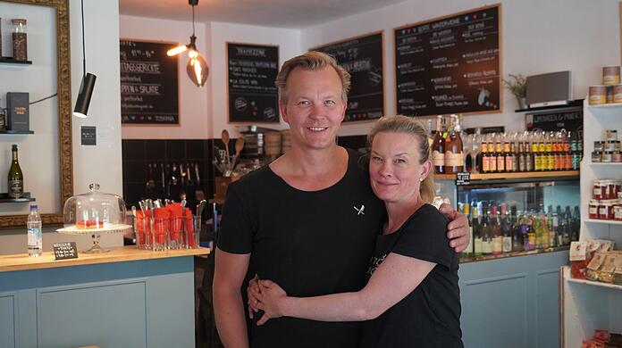 Melanie Ell und ihr Bruder Daniel von Saint Paul suchen all ihre Produkte von Hand und mit viel Liebe aus. Neben Tagesgerichten verkaufen die Geschwister auch Feinkost.