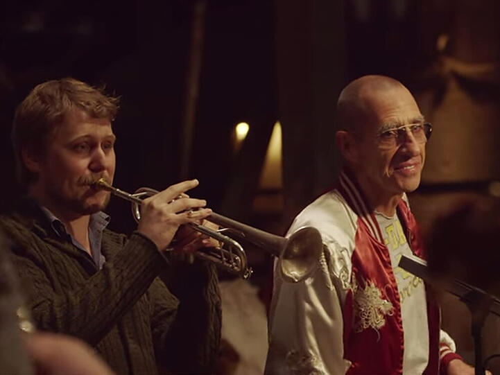 Stefan Dettl (li.) und Stephan Remmler beim Konzert im Kuhstall