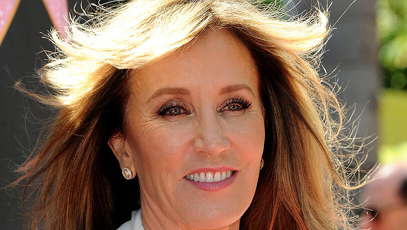 Felicity Huffman verbringt zwei Wochen im Gefängnis Felicity Huffman verbringt zwei Wochen im Gefängnis