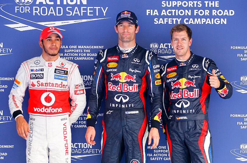 In der Qualifikation fährt Webber vor Vettel und Hamilton die schnellste Runde. Sebastian Vettel, der bis dahin in Korea immer schneller als Webber war, konnte seine Zeit im entscheidenden Moment nicht verbessern, weil ihm der Ferrari von Felipe Massa im Weg stand.
