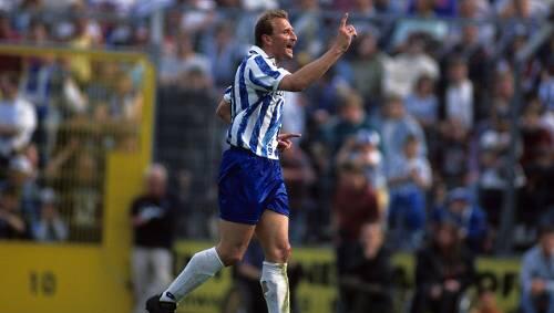 Absolvierte von 1989 bis 1997 für die Löwen 436 Spiele: Thomas Miller. Absolvierte von 1989 bis 1997 für die Löwen 436 Spiele: Thomas Miller.