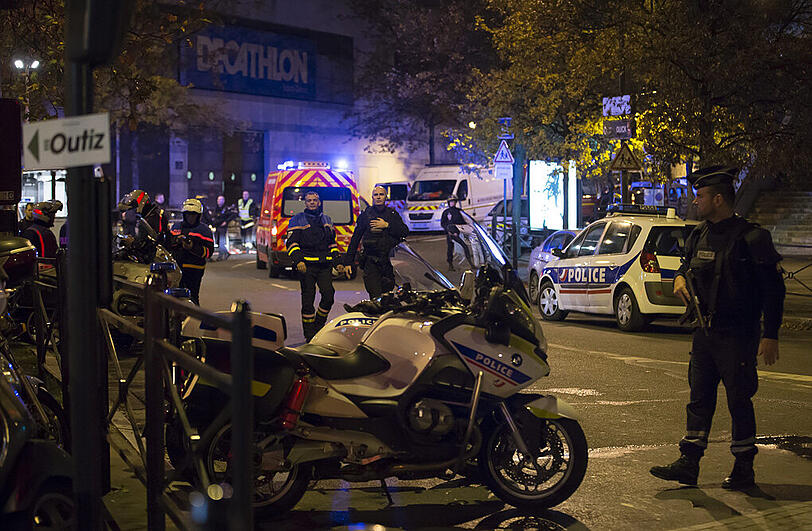 Schüsse, Explosionen, Tote und Verletzte: die Bilder von der verheerenden Anschlagsserie in Paris.