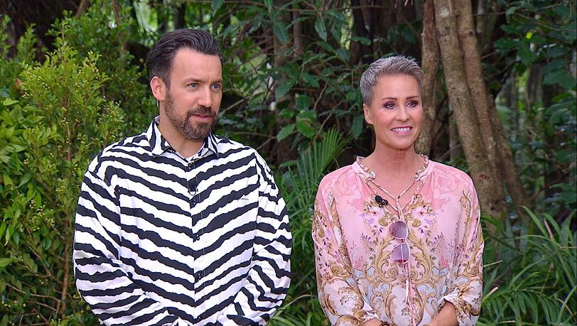 Sonja Zietlow und Jan Köppen sind die Moderatoren des Dschungelcamps