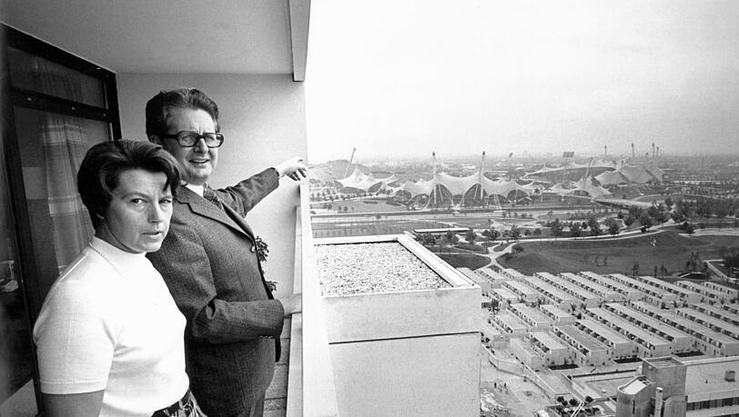 Die Vogels hatten lange eine Wohnung im Olympischen Dorf – inklusive Blick auf die Anlagen der Sommerspiele 1972. Die Vogels hatten lange eine Wohnung im Olympischen Dorf – inklusive Blick auf die Anlagen der Sommerspiele 1972.
