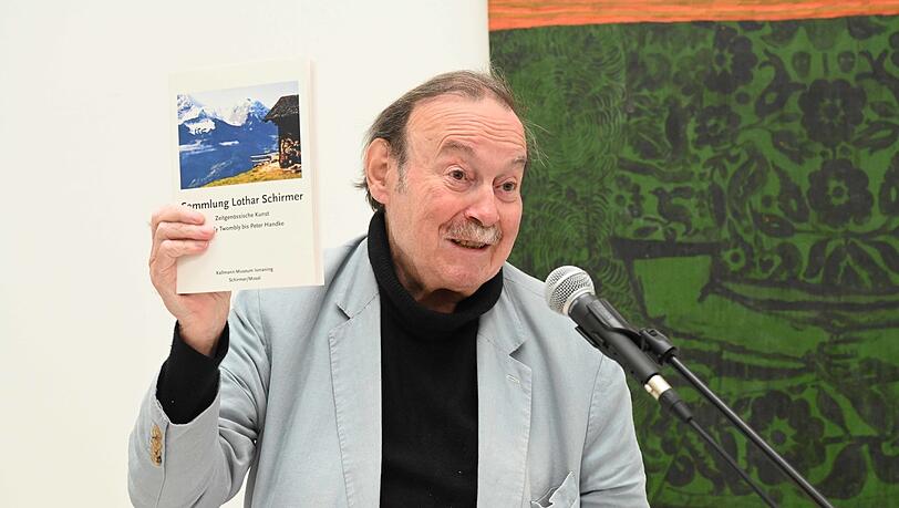 Lothar Schirmer bei der Vorstellung des Katalogs zum ersten Teil der Ausstellung seiner Sammlung Lothar Schirmer bei der Vorstellung des Katalogs zum ersten Teil der Ausstellung seiner Sammlung