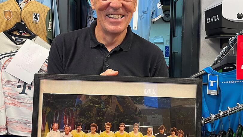 Berti Biehl war in jungen Jahren ein erfolgreicher Fußballer. Berti Biehl war in jungen Jahren ein erfolgreicher Fußballer.