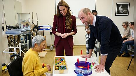 Kate und William &uuml;berraschten Patienten und Krankenhaus-Mitarbeiter in London.