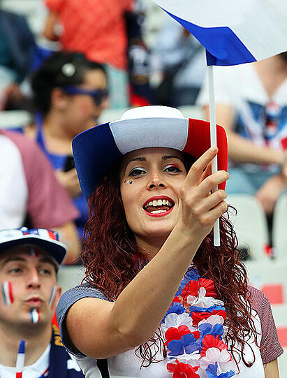Ein Fan der französischen Nationalmannschaft.