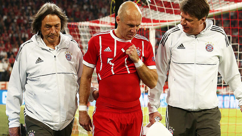 Bitter: Arjen Robben vom FC Bayern muss gegen Real Madrid verletzt vom Feld.