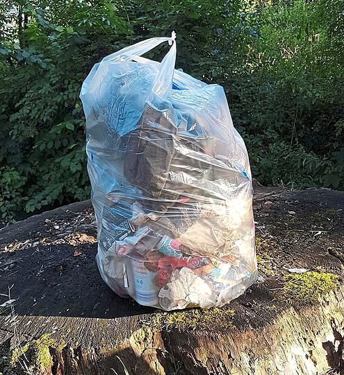 Vier Kilo Müll - die Ausbeute des zweistündigen Clean Ups.