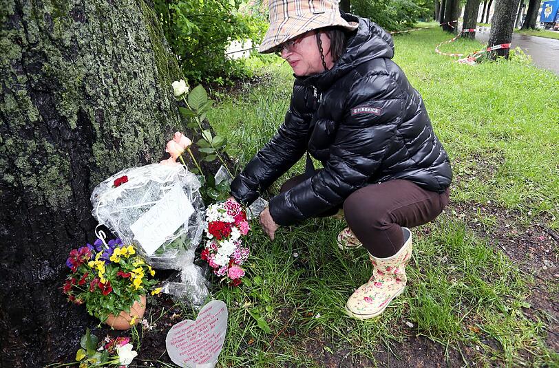Evelyn F. (43) trauert um den ermordeten Domenico L. Sie will aus Angst nicht mehr Radlfahren.