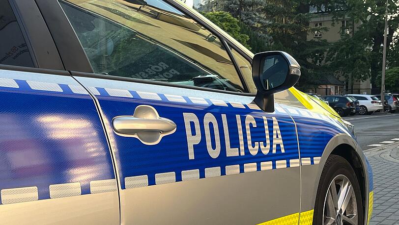 Die polnische Polizei fand den mutmaßlichen Mörder aufgrund seines Autos. (Archivbild)