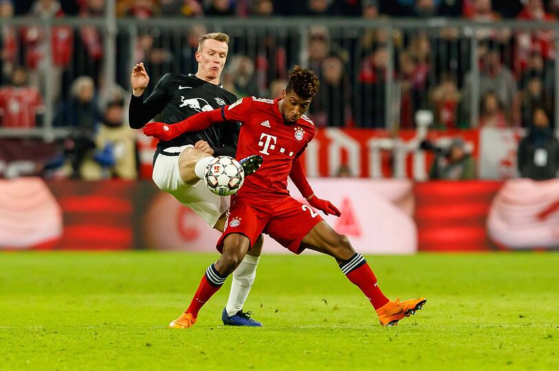 KINGSLEY COMAN - NOTE 4: Begann links und übernahm dann für Gnabry die rechte Außenbahn. Dieses Mal nicht so wirkungsvoll. Musste viel einstecken und nach einer Stunde vom Feld.