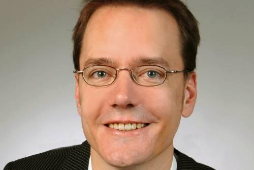 Dr. Jan-Hinrik Schmidt kennt sich im Web bestens aus.