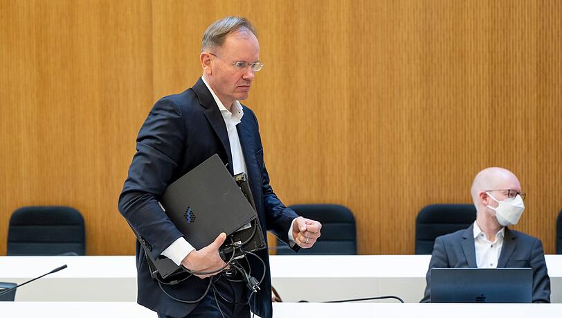 Nach mehr als drei Jahren könnte der im Dezember 2022 eröffnete Wirecard-Prozess in der ersten Jahreshälfte 2026 zu Ende gehen. (Archivbild) Nach mehr als drei Jahren könnte der im Dezember 2022 eröffnete Wirecard-Prozess in der ersten Jahreshälfte 2026 zu Ende gehen. (Archivbild)