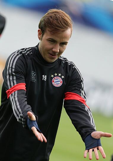 Bilder: Der FC Bayern beim Abschlusstraining in Moskau.