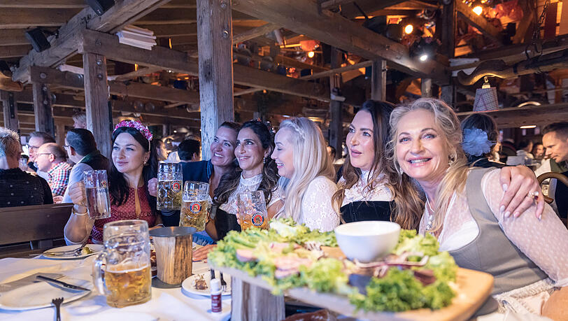 Die erste "Schee – Wiesn".