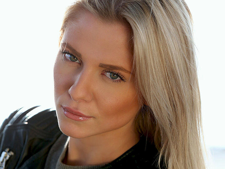 Sunny Richter (Valentina Pahde), Jo Gerners Enkelin aus Taiwan, kommt nach Berlin zu GZSZ