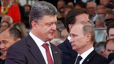 Der ukrainische Präsident Petro Poroschenko trifft heute bei einem Gipfeltreffen auf Kreml-Chef Wladimir Putin.