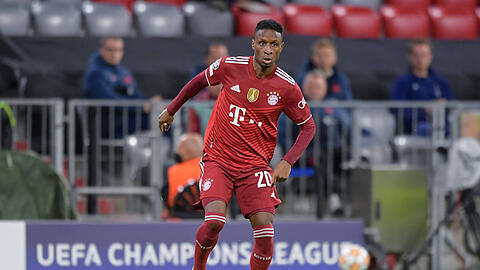 Beim FC Bayern meist außen vor: Bouna Sarr.