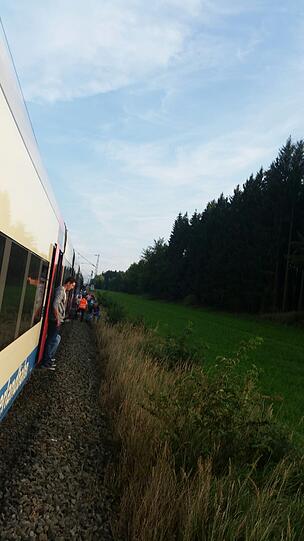 Weitere Bilder von der evakuierten BOB in der Nähe von Deisenhofen.