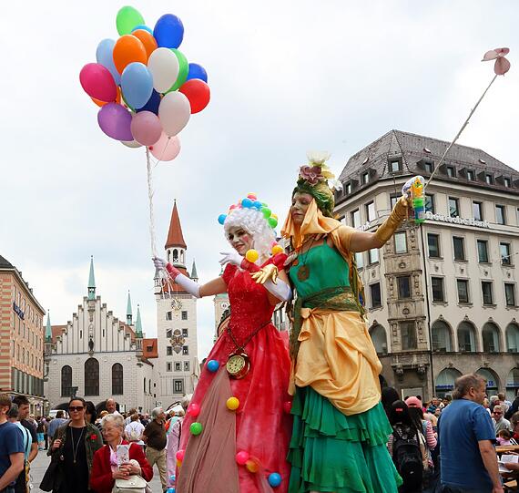 München feierte am Samstag seinen 856. Geburtstag. Auch am Sonntag gehen die Feierlichkeiten in der Innenstadt weiter. Die Bilder vom Stadtgründungsfest!