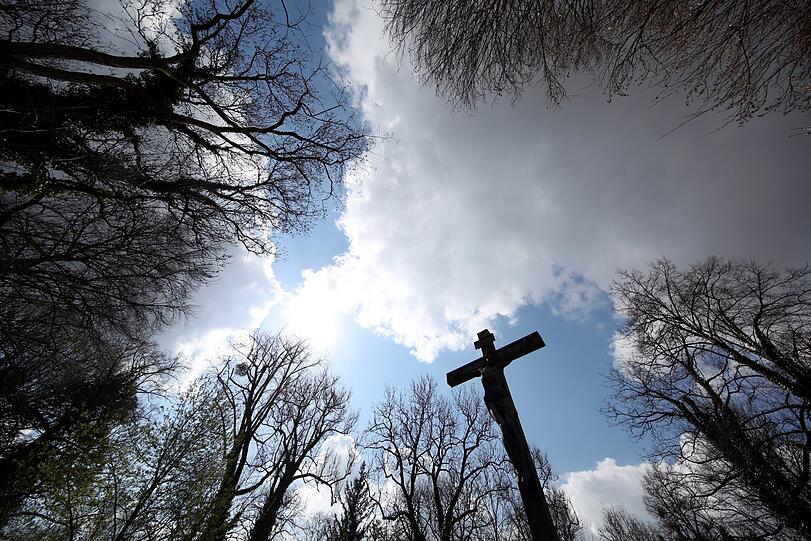 Stimmungsvolles Licht über dem Alten Südfriedhof.