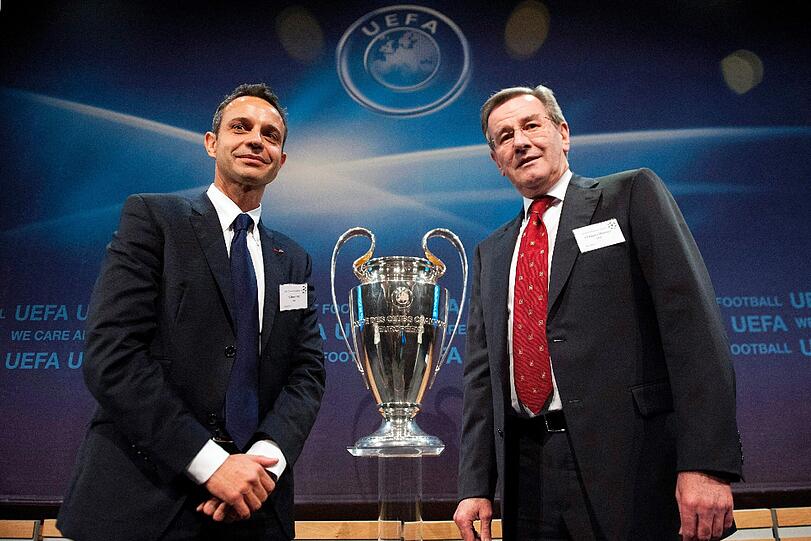 ... den Wunschgegner für das Champions-League-Finale 2001:
"For me it's scheißegal."