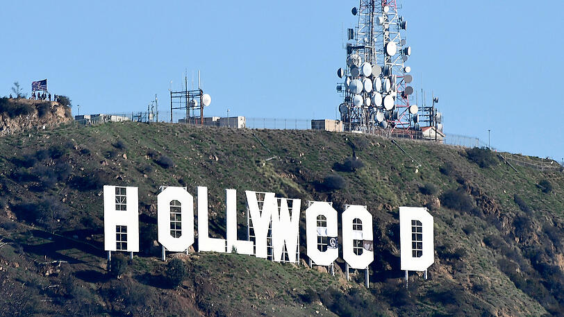 Das abgeänderte Logo in Hollywood.
