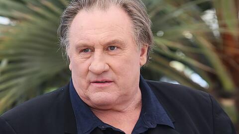 Der französischen Schauspiel-Ikone Gérard Depardieu werfen mehrere Frauen sexuelles Fehlverhalten vor.