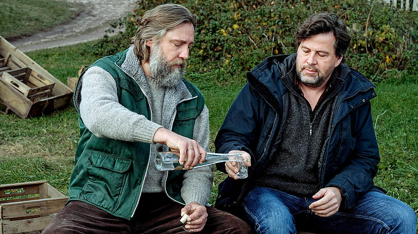 In der Schulzeit waren Volkmar Böttger (Nicki von Tempelhoff, links) und Friedemann Berg (Hans-Jochen Wagner) enge Freunde.