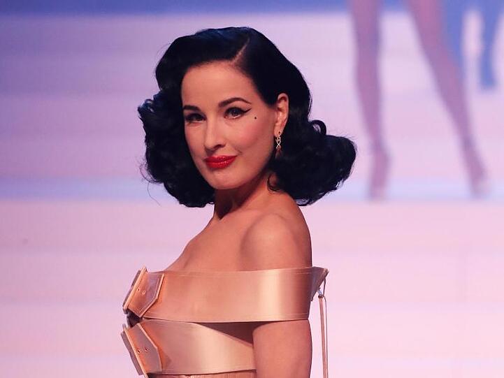 Auch Burlesque-Tänzerin Dita Von Teese war Teil der Show.
