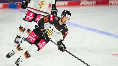 Feuer und Flamme für das Nationalteam: EHC-Kapitän Patrick Hager ist nach 33 Monate zurück in der DEB-Auswahl.
