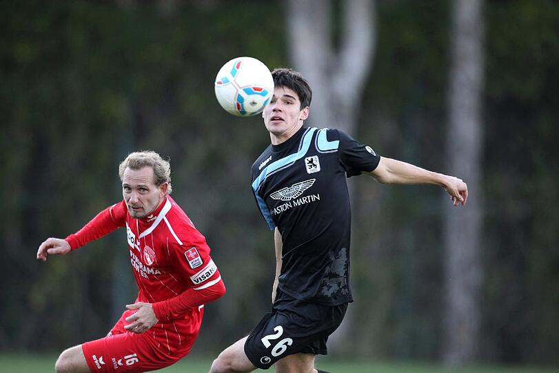 Mit 2:0 gewann der TSV 1860 München das Testspiel im Trainingslager in Belek gegen den FC Thun. Die besten Bilder der Partie.