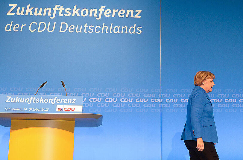 An Misstrauensvotum oder gar Rücktritt is natürlich nicht zu denken. Doch der Widerstand gegen Angela Merkel in ihrer eigenen Partei wächst.