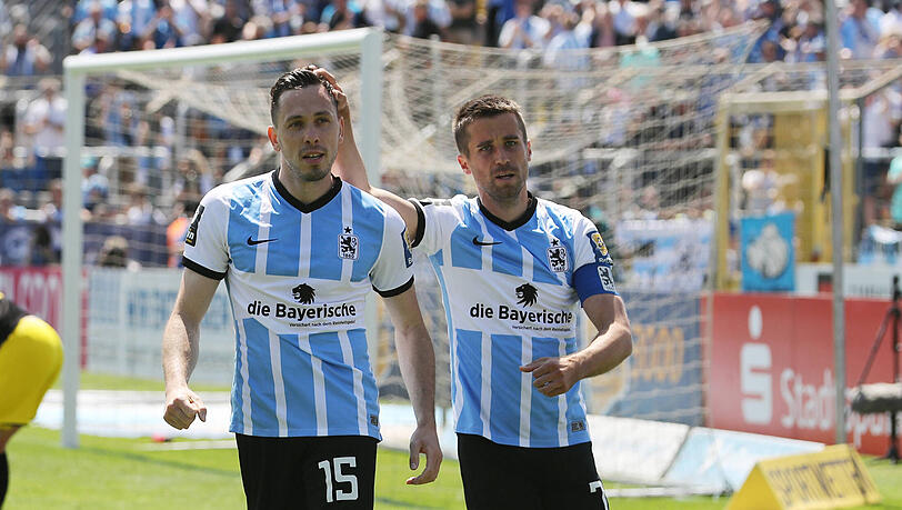Auch gegen Dortmunds Reserve legten sich Marcel Bär (li.) und Stefan Lex die Tore auf.