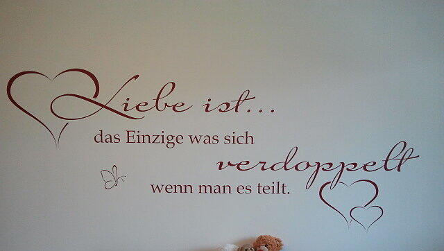 "Das ist die schöne Seite der Zweisamkeit, die für kein Geld der Welt zu bezahlen ist: Die Liebe!" "Das ist die schöne Seite der Zweisamkeit, die für kein Geld der Welt zu bezahlen ist: Die Liebe!"