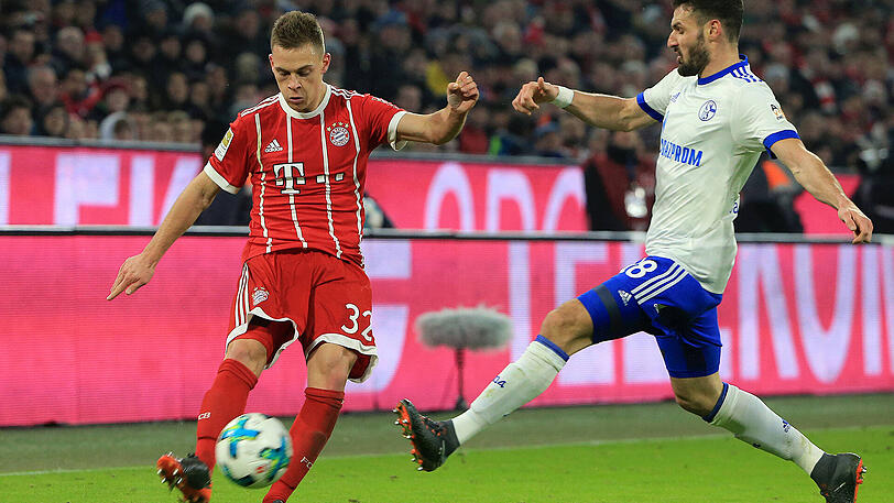 JOSHUA KIMMICH NOTE 3
Offensiv enorm stark und voller Tatendrang, oft im Schalke-Strafraum zu finden. Defensiv allerdings in einigen Szenen wacklig. Das 1:1 fiel über Kimmichs Seite.
