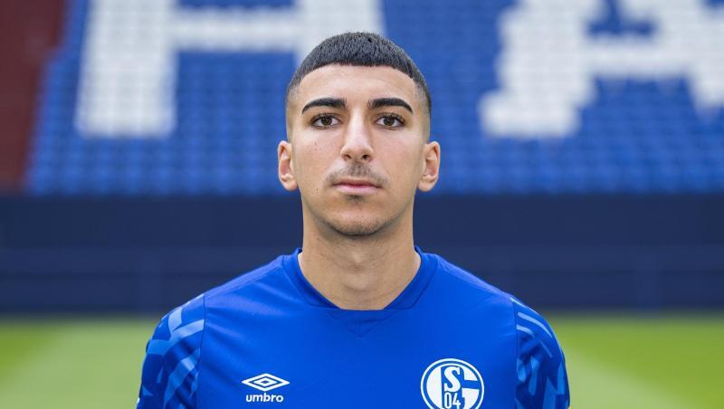 Auch ein Ass am Controller: Schalkes Nassim Boujellab. Auch ein Ass am Controller: Schalkes Nassim Boujellab.