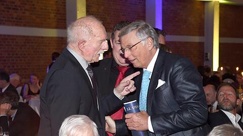Werner Hansch und Wolfgang Bosbach 2017 bei einer Preisverleihung.