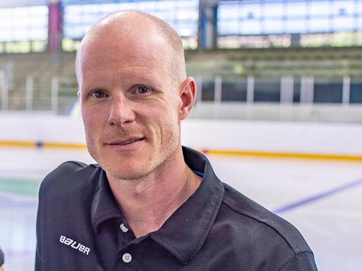 Ein Sieg über Großbritannien zum Auftakt der Eishockey-WM ist für DEB-Coach Toni Söderholm Pflicht: "Man muss liefern."