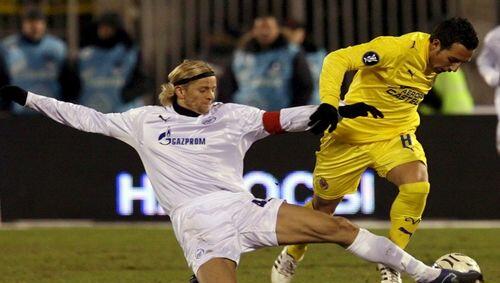 Aggressiv ist er, der Ukrainier Anatoly Timostschuk. Ob er sich bald auch im Bayern-Trikot verausgaben wird? Aggressiv ist er, der Ukrainier Anatoly Timostschuk. Ob er sich bald auch im Bayern-Trikot verausgaben wird?