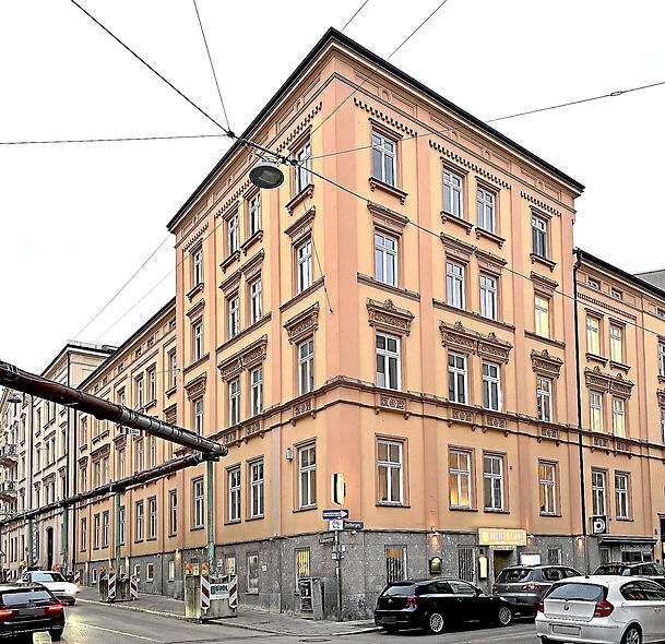 Stadtbekannt: In dem Haus war fast 50 Jahre lang der Austernkeller. Stadtbekannt: In dem Haus war fast 50 Jahre lang der Austernkeller.