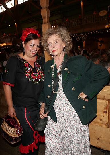 Petra Perle und ilse Neubauer