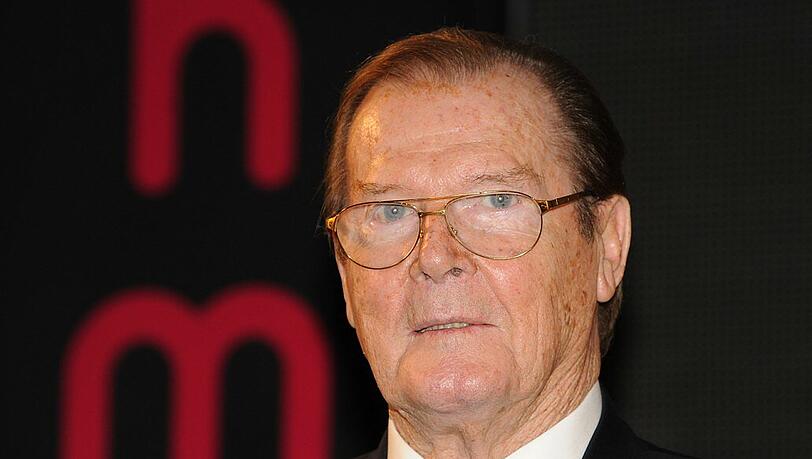 Im Alter von 89 Jahren ist der ehemalige James-Bond-Darsteller Roger Moore in der Schweiz gestorben.
