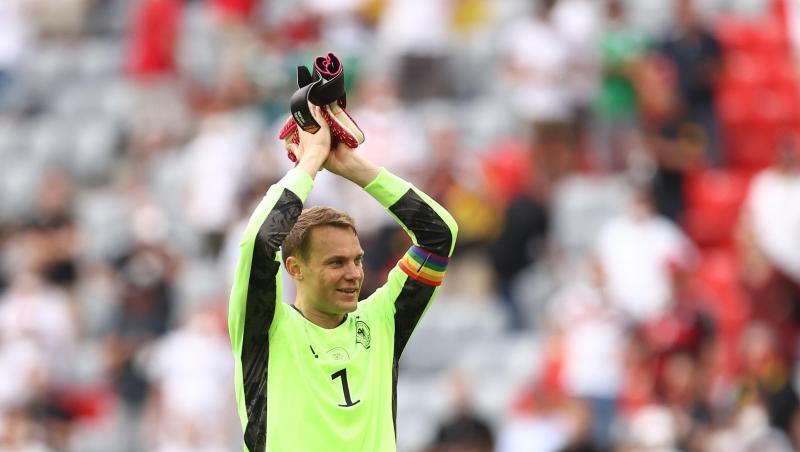 Manuel Neuer trug auch gegen Ungarn die Regenbogen-Binde am Arm.